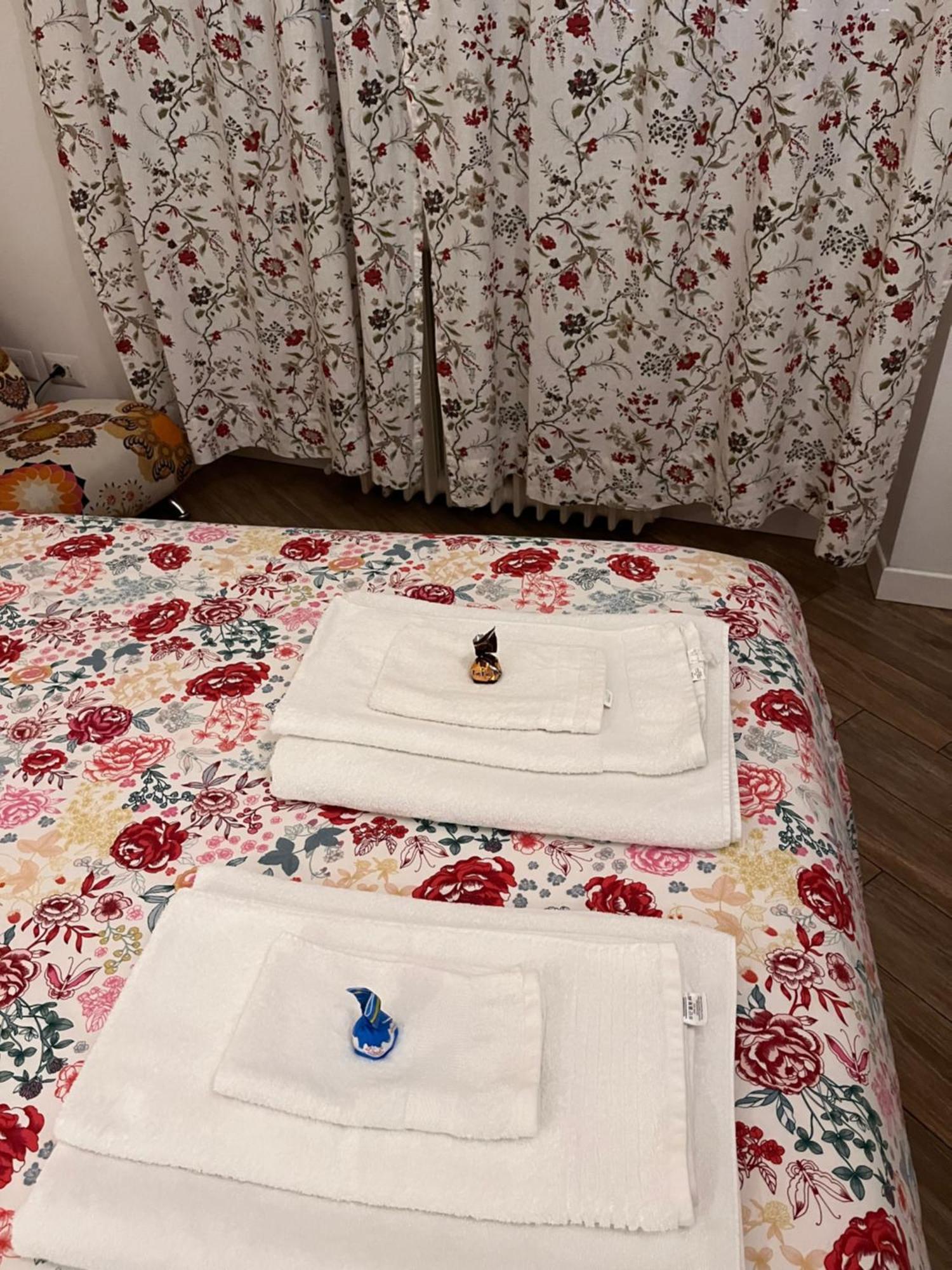 B&B Via Fontana Milano Esterno foto